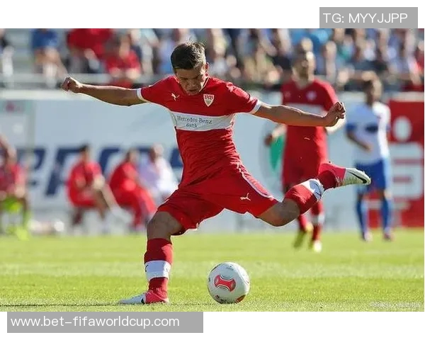 菲尔特与海登海默激战正酣谁能在德乙赛场中笑到最后